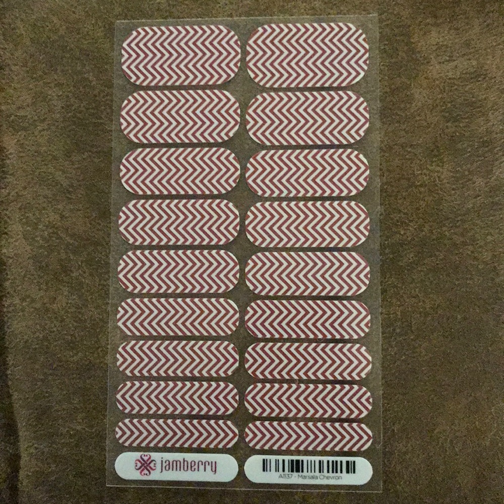 Jamberry - Marsala Chevron